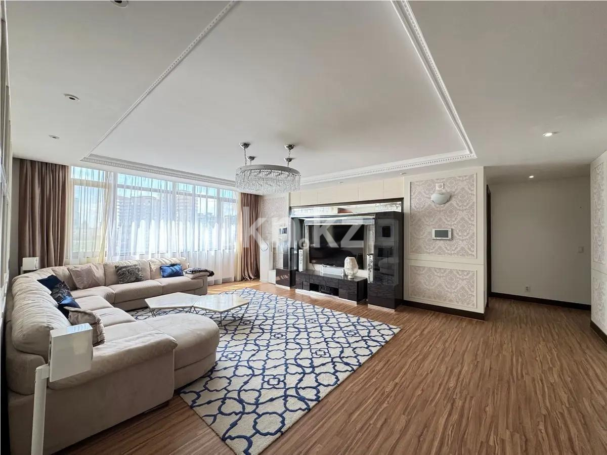 Продажа 4-комнатной квартиры, 165 м², пр. Кошкарбаева, дом  10 - Продажа  четырехкомнатных квартир в Астане с фото фото 1 из 9