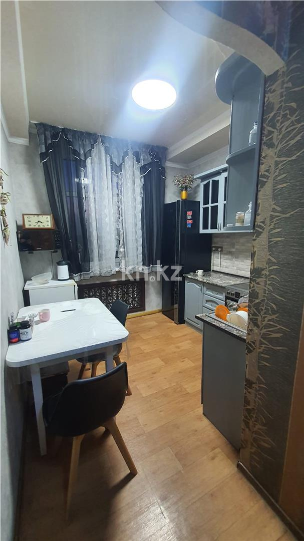 Продажа 3-комнатной квартиры, 73 м², ул. Магнитогорская - Продажа квартир в Караганде фото 7 из 13