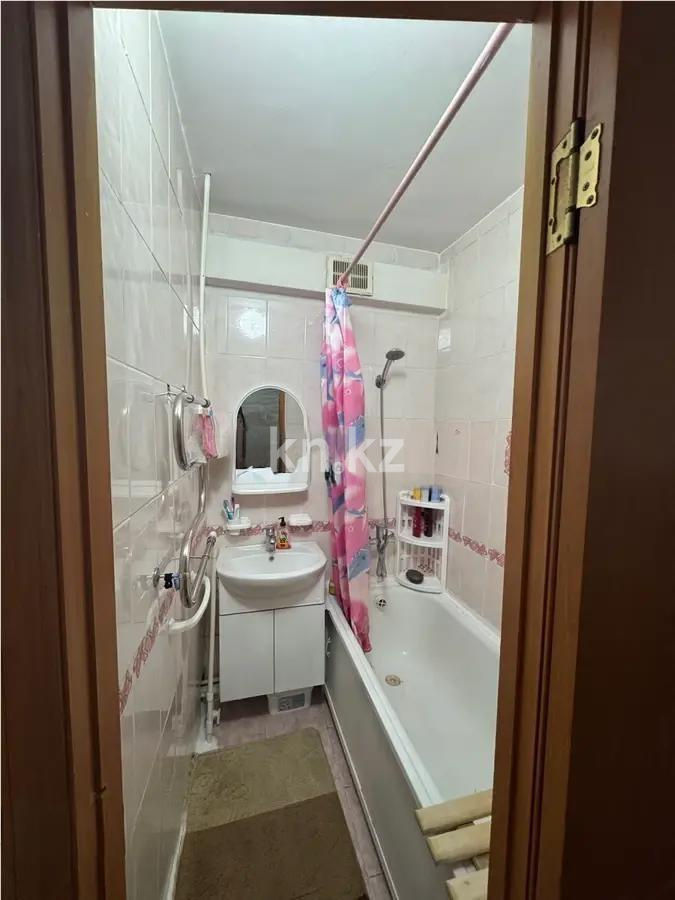 Продажа 2-комнатной квартиры, 44 м², ул. Дюсембекова, дом  61 - Продажа квартир в Караганде фото 5 из 6