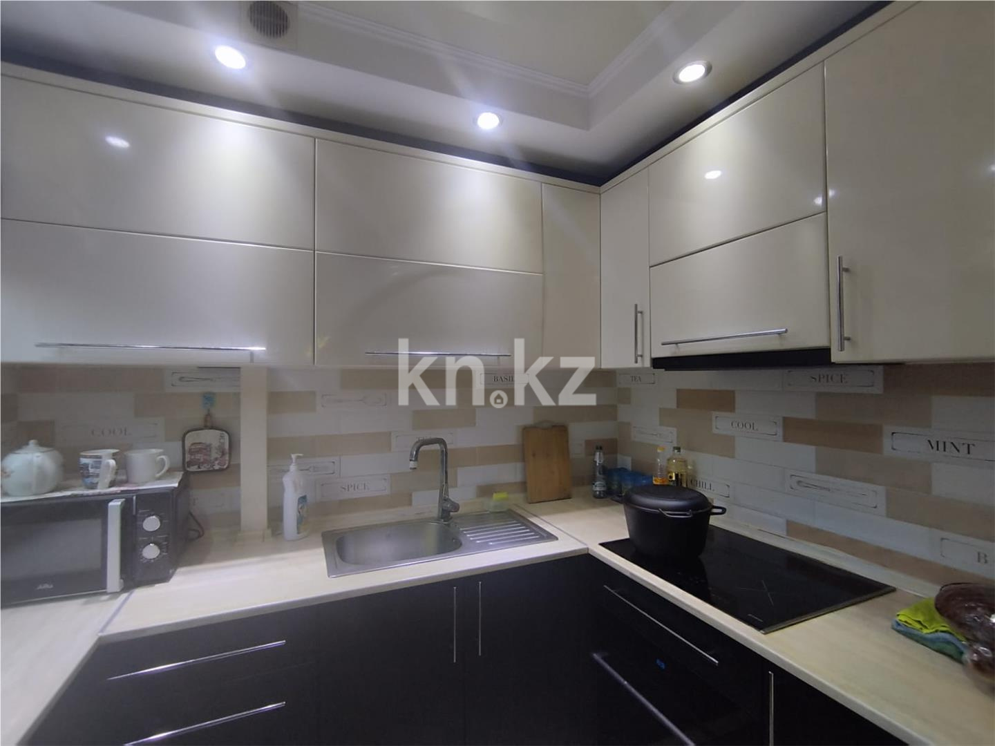 Продажа 3-комнатной квартиры, 62 м², пр. Металлургов в Темиртау - фото 9