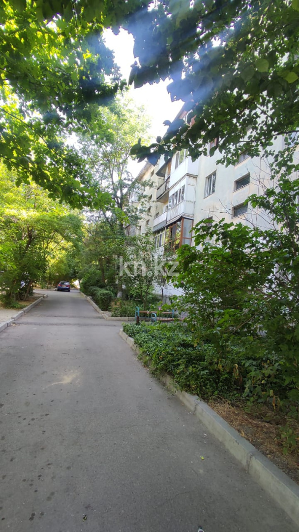 Продажа 1-комнатной квартиры, 30 м², Абая, дом  133 - Продажа и аренда недвижимости в Таразе фото 1 из 14