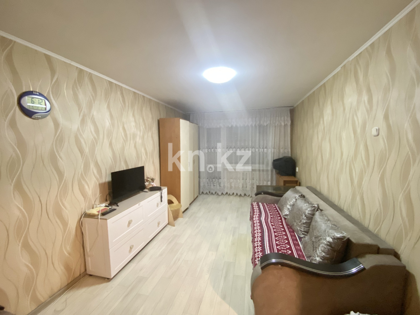 Продажа 1-комнатной квартиры, 31 м², мкр-н 11а - Продажа квартир в Караганде фото 1 из 8