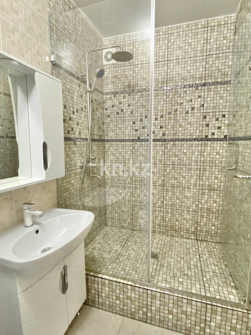 Продажа 2-комнатной квартиры, 65 м² в Астане - фото 20