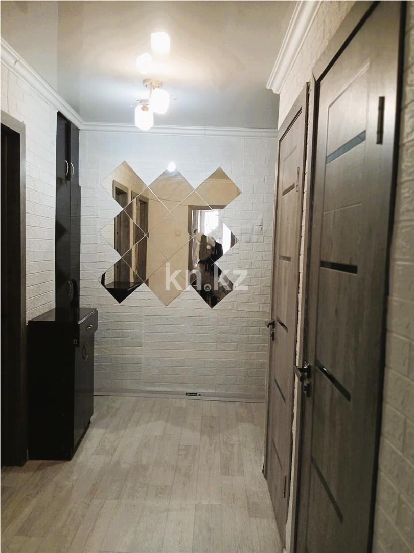 Продажа 2-комнатной квартиры, 43 м², ул. Ермекова, дом  58 в Караганде - фото 8