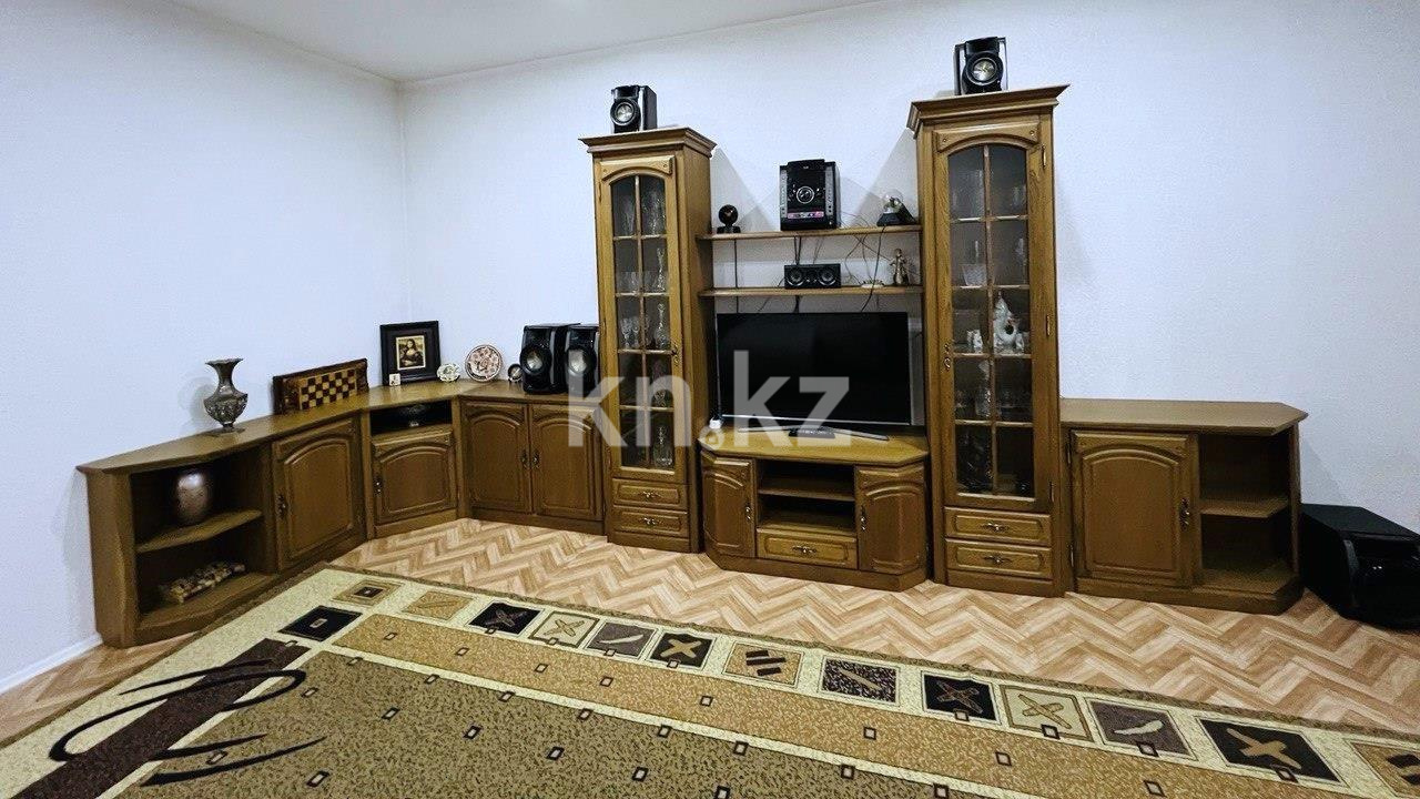 Продажа 6-комнатного дома, 329 м², мкр-н Отрадное - Продажа домов, коттеджей в Темиртау фото 3 из 33