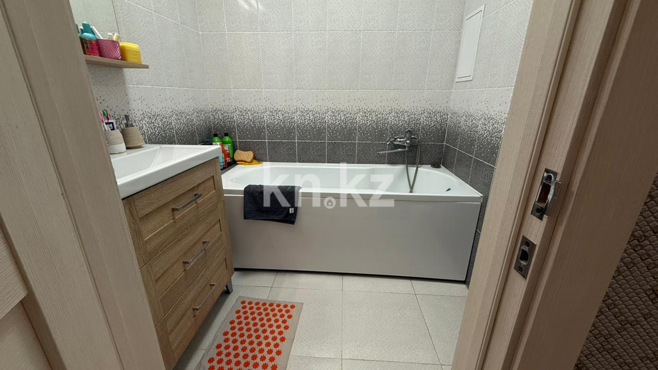 Продажа 3-комнатной квартиры, 67 м² - Продажа  трехкомнатных квартир в Караганде - страница 2 фото 15 из 15