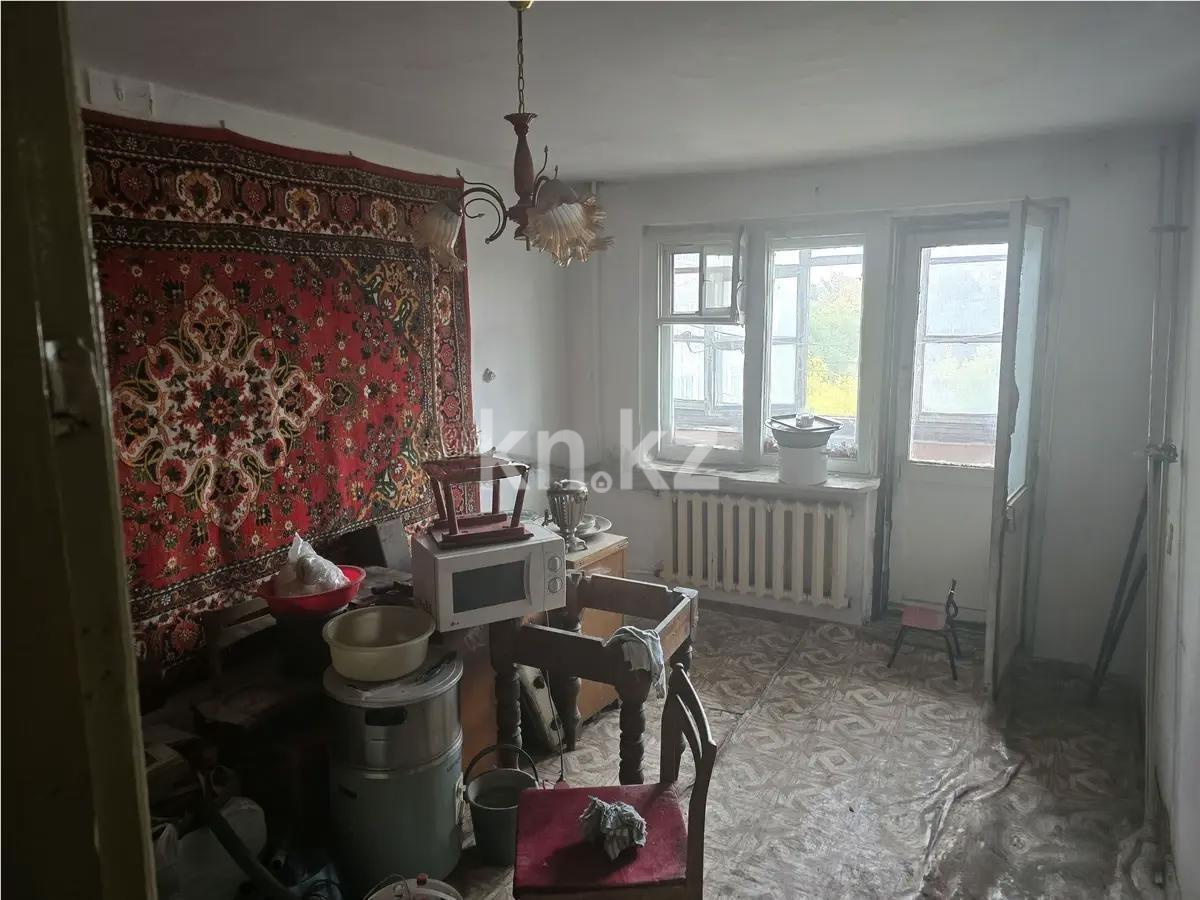 Продажа 2-комнатной квартиры, 50 м², мкр-н 11а, дом  22 - Продажа  двухкомнатных квартир в Караганде без посредников с фото фото 1 из 5