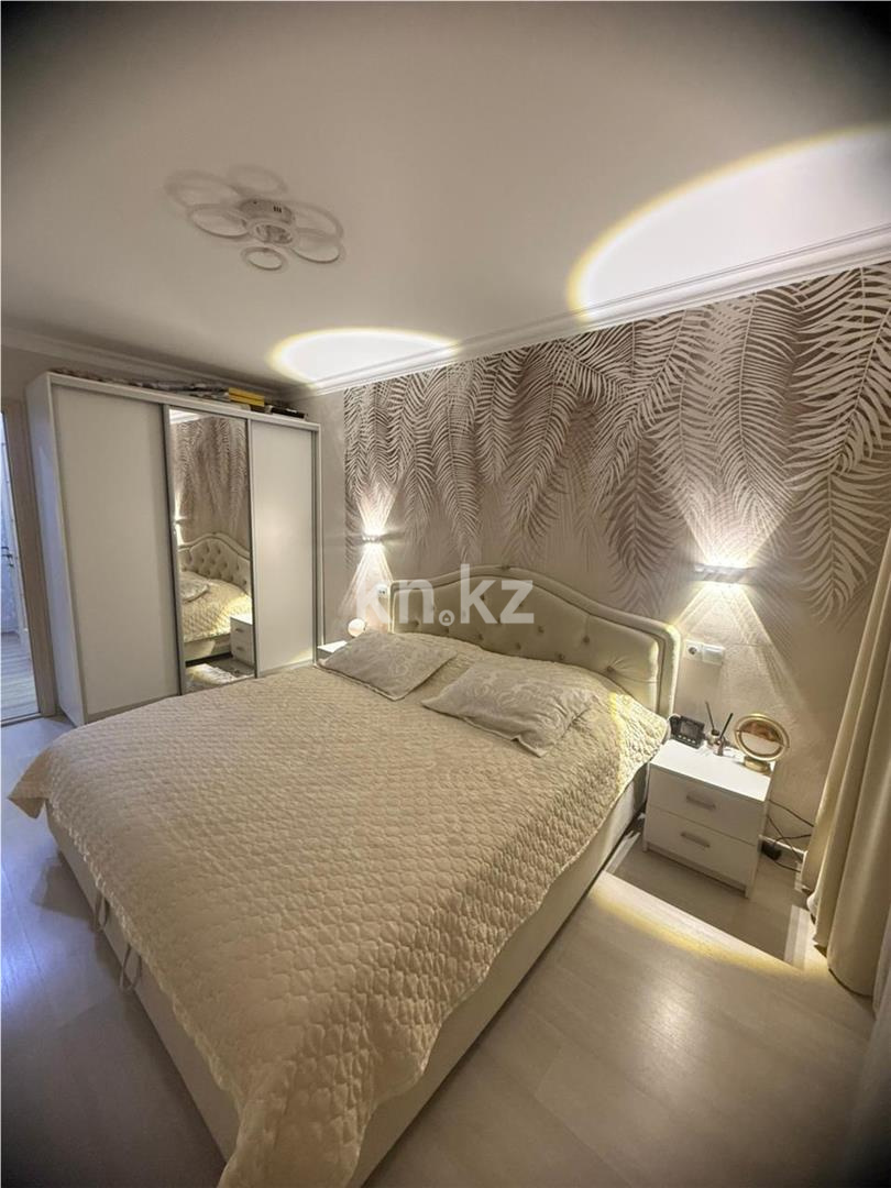 Продажа 3-комнатной квартиры, 69.9 м², ул. Куйши Дина в Астане - фото 11