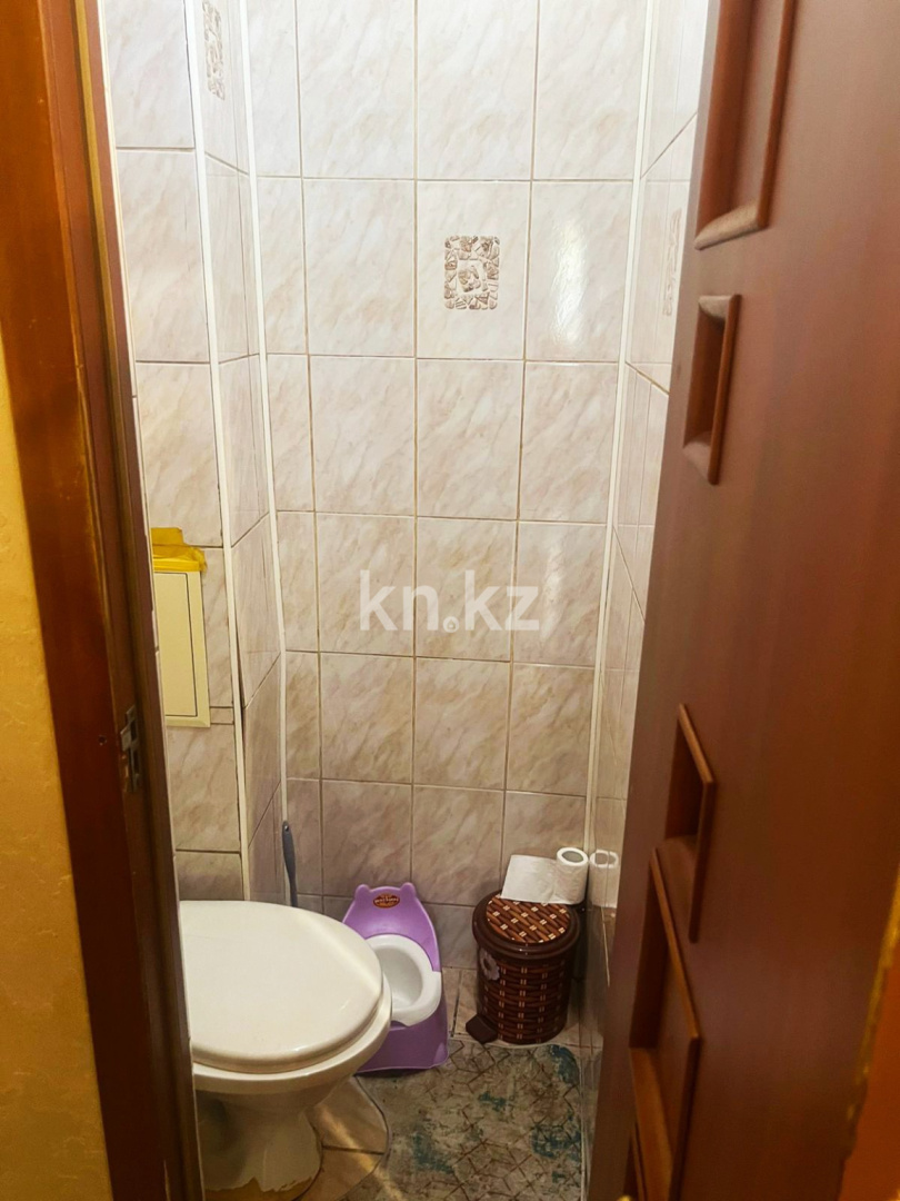 Продажа 3-комнатной квартиры, 37.7 м², ул. Бекмаханова - Продажа квартир в Алматы фото 10 из 17