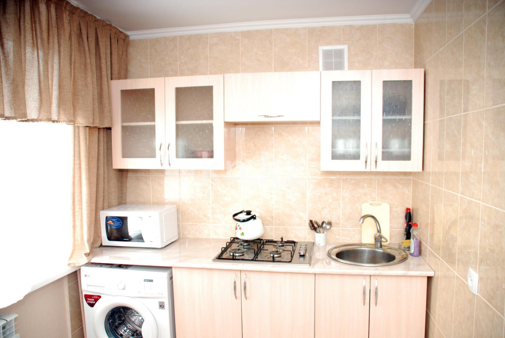 Аренда 2-комнатной квартиры посуточно, 43 м², ул. Ауэзова, дом  181а - ул. Тимирязева - Аренда  двухкомнатных квартир посуточно в Алматы фото 4 из 7