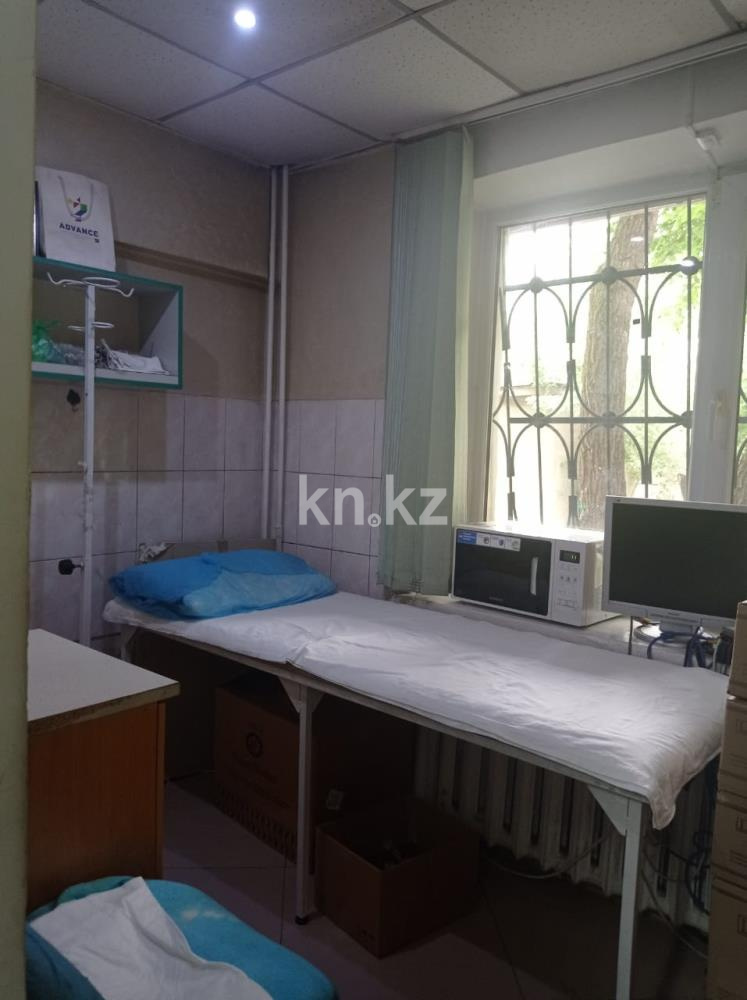 Продажа , 38 м², ул. Розыбакиева - Продажа офисных и торговых помещений в Алматы с фото фото 10 из 12