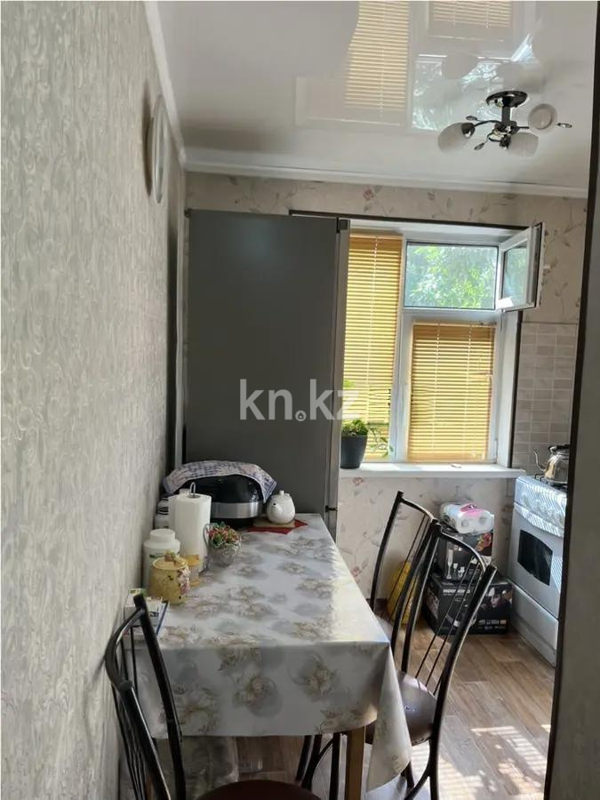 Продажа 1-комнатной квартиры, 33 м², мкр-н 9, дом  18 в Алматы - фото 2