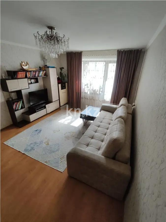 Продажа 3-комнатной квартиры, 60 м², пр. Абая, дом  44а - Продажа  трехкомнатных квартир в Астане без посредников фото 1 из 4