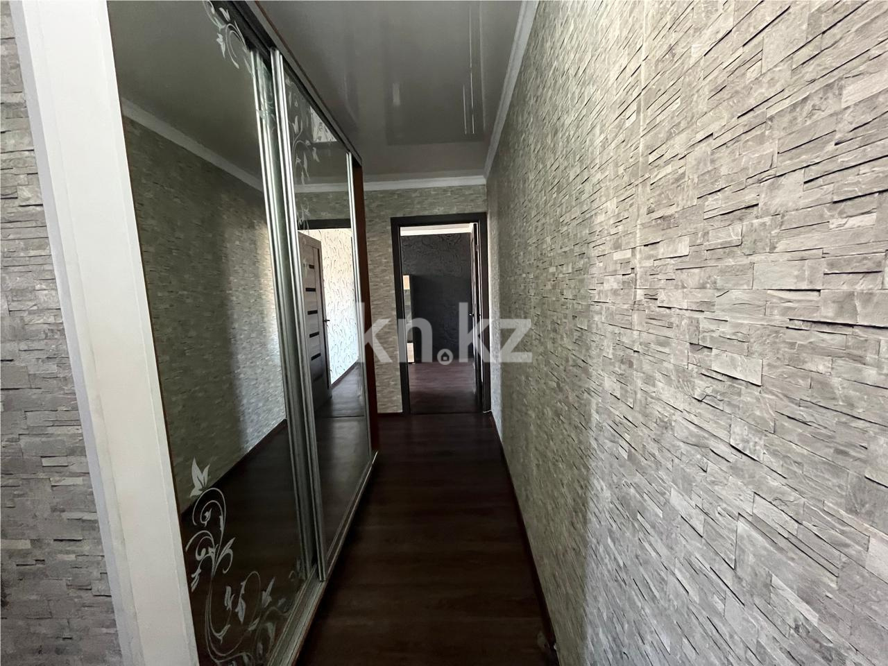 Продажа 2-комнатной квартиры, 52 м², пр. Республики, дом  16/2 в Караганде - фото 7