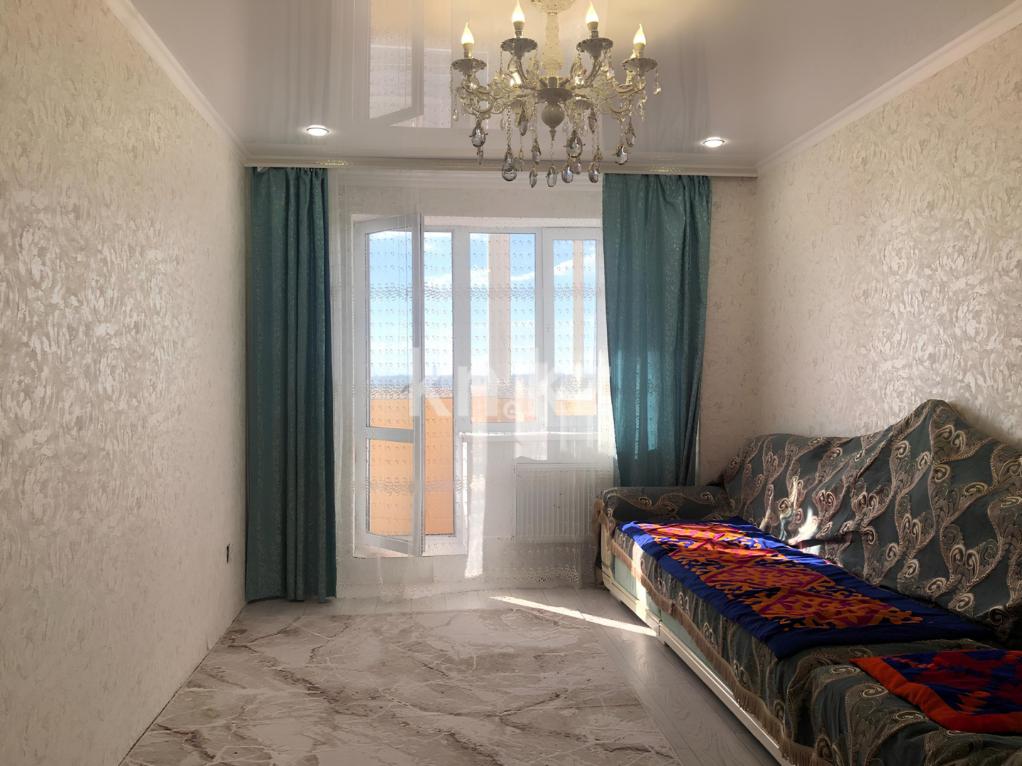 Продажа 2-комнатной квартиры, 68 м², ул. Момышулы, дом  26/3 - Продажа  двухкомнатных квартир в Караганде фото 1 из 18