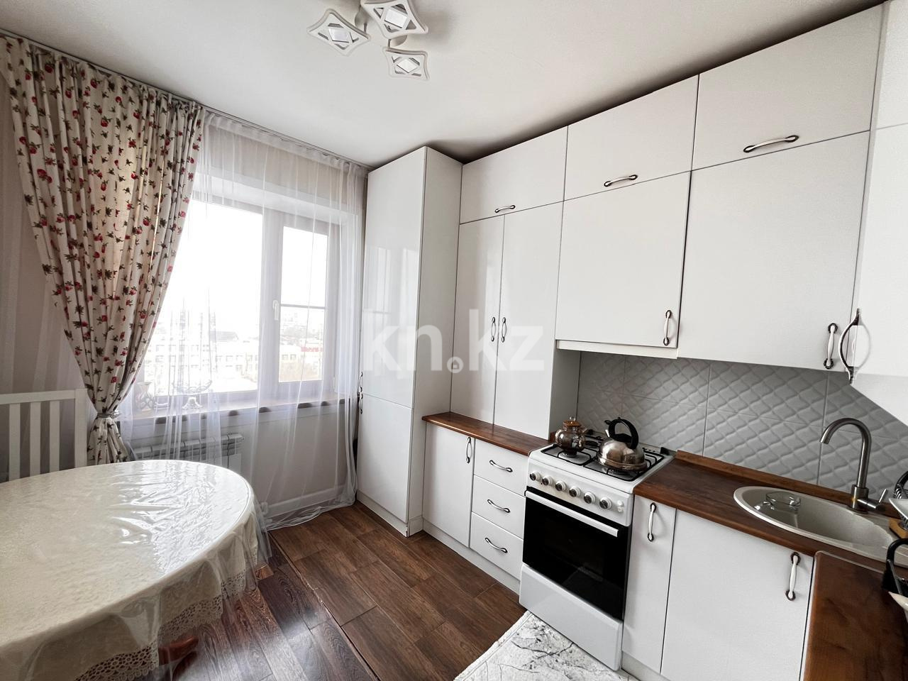 Продажа 4-комнатной квартиры, 78 м², ул. Рыскулова, дом  27 - Продажа  четырехкомнатных квартир в Караганде фото 10 из 18