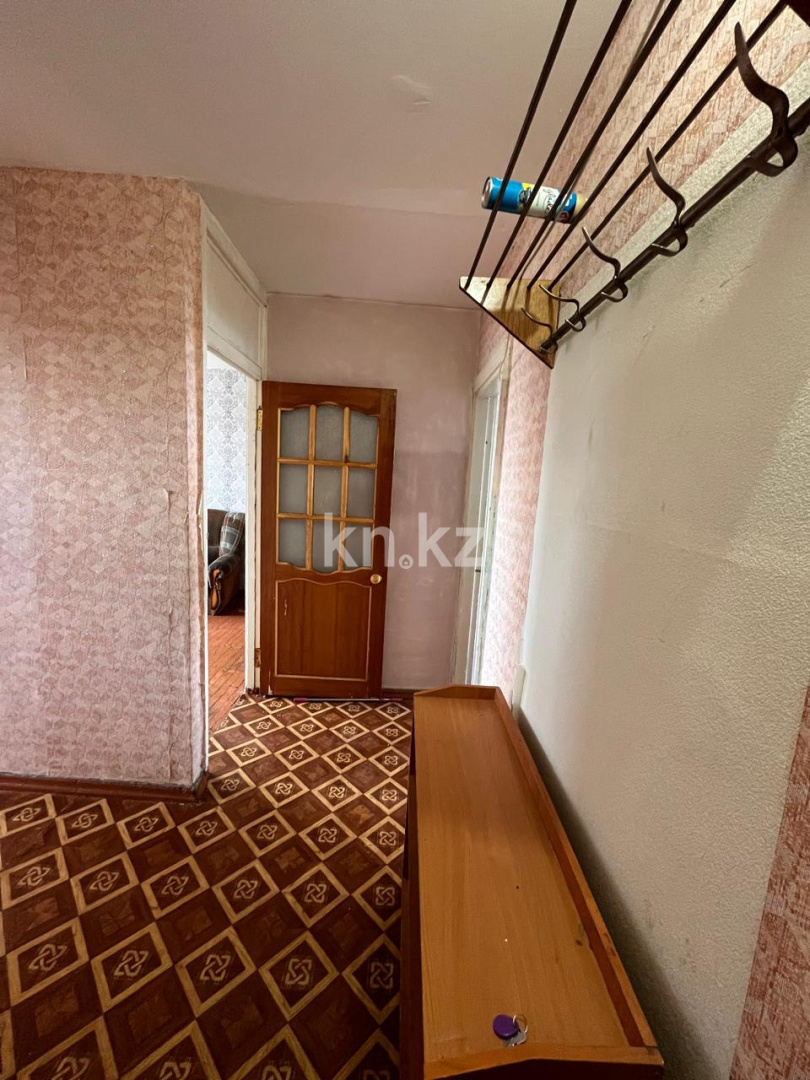 Продажа 2-комнатной квартиры, 48 м², мкр-н 15, дом  15 в Караганде - фото 5