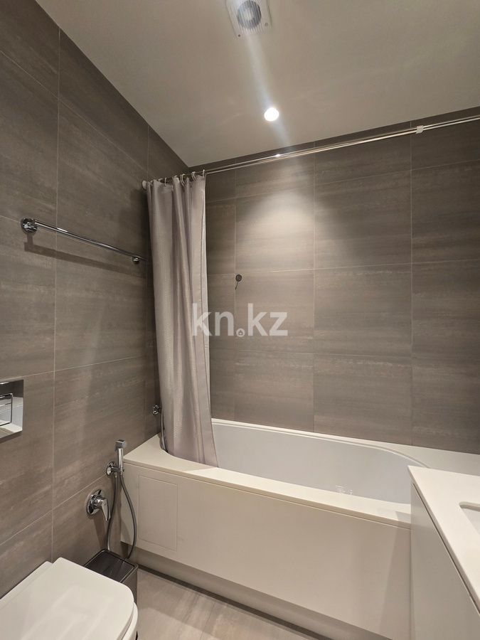 Продажа 3-комнатной квартиры, 113 м², ул. Култобе, дом  24\1-24\10 - ул. Аскарова - Продажа  трехкомнатных квартир в новостройках Алматы фото 38 из 40