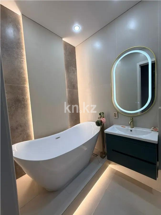 Продажа 3-комнатной квартиры, 99 м², пр. Туран, дом  52/2 в Астане - фото 5