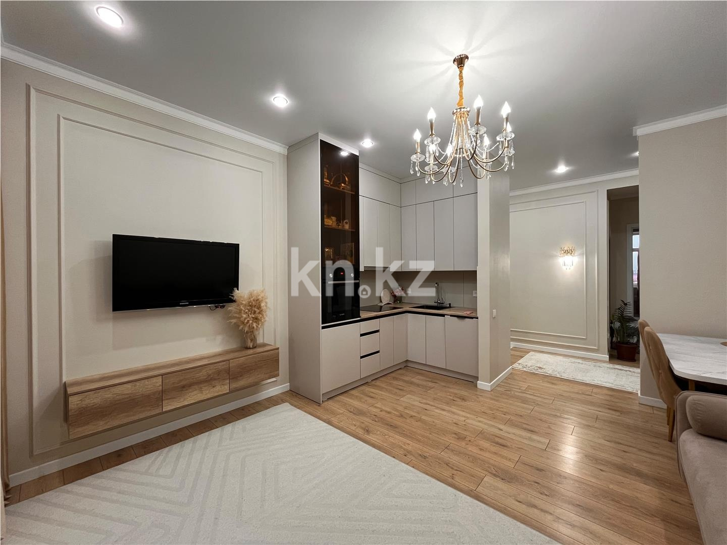 Продажа 4-комнатной квартиры, 87 м² - Продажа четырехкомнатных квартир в Казахстане фото 1 из 14