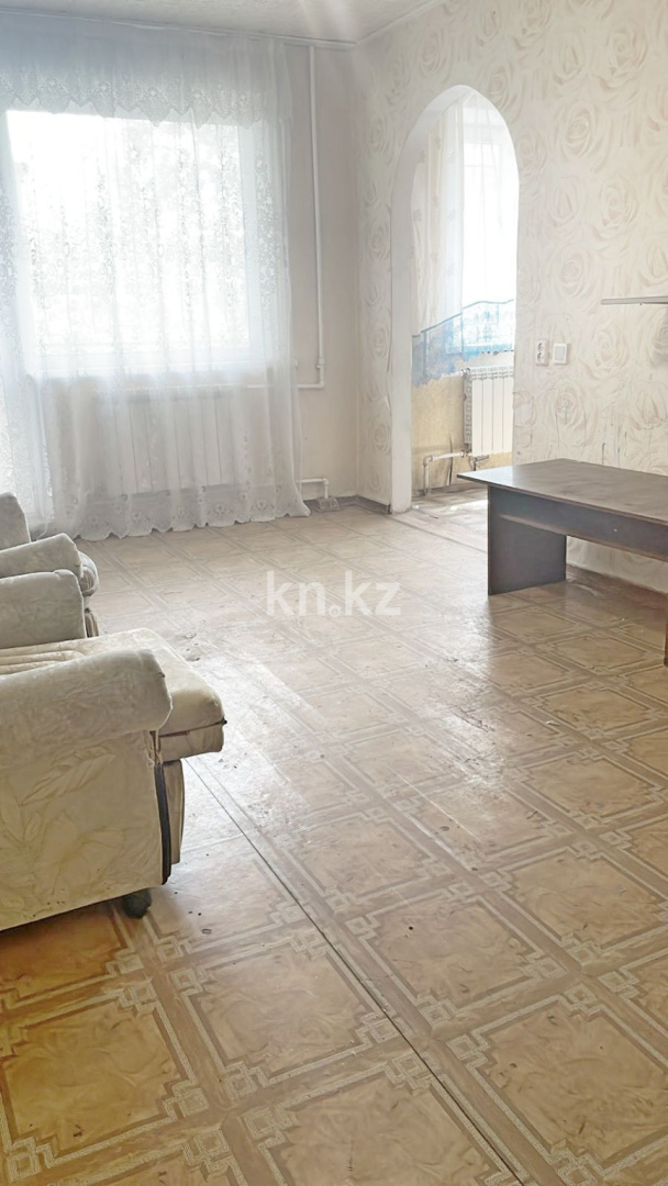 Продажа 2-комнатной квартиры, 44 м², ул. Муканова - Продажа  двухкомнатных квартир в Караганде с фото фото 1 из 7