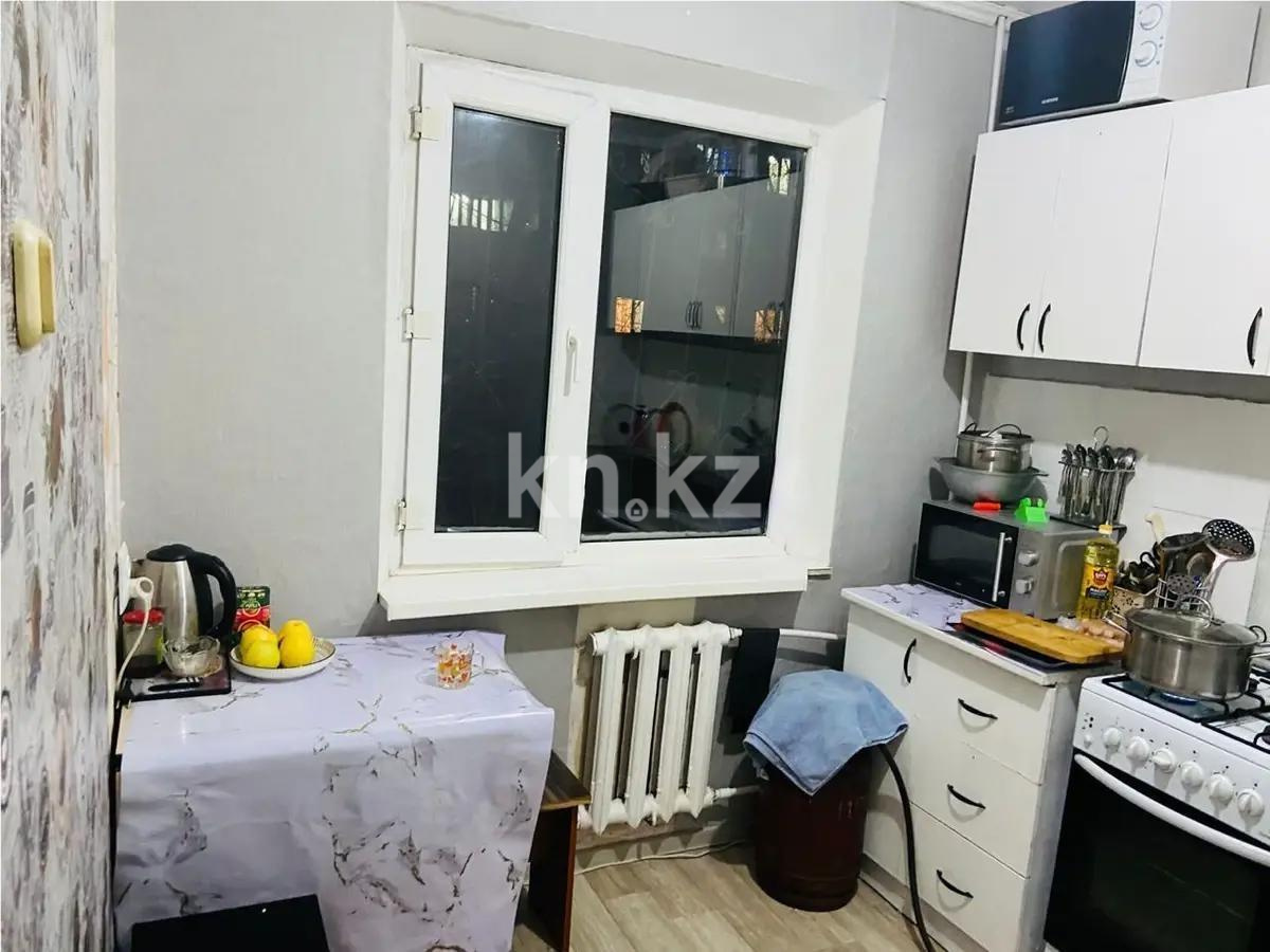 Продажа 2-комнатной квартиры, 46 м², 12 мкр., дом  17 в Караганде - фото 3