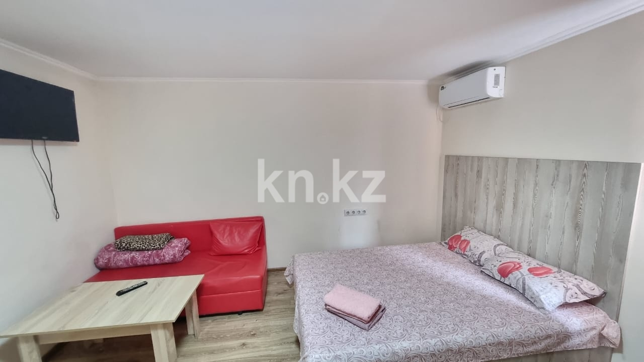 Аренда 1-комнатной квартиры посуточно, 27 м² - Аренда недвижимости в Алматы фото 1 из 4