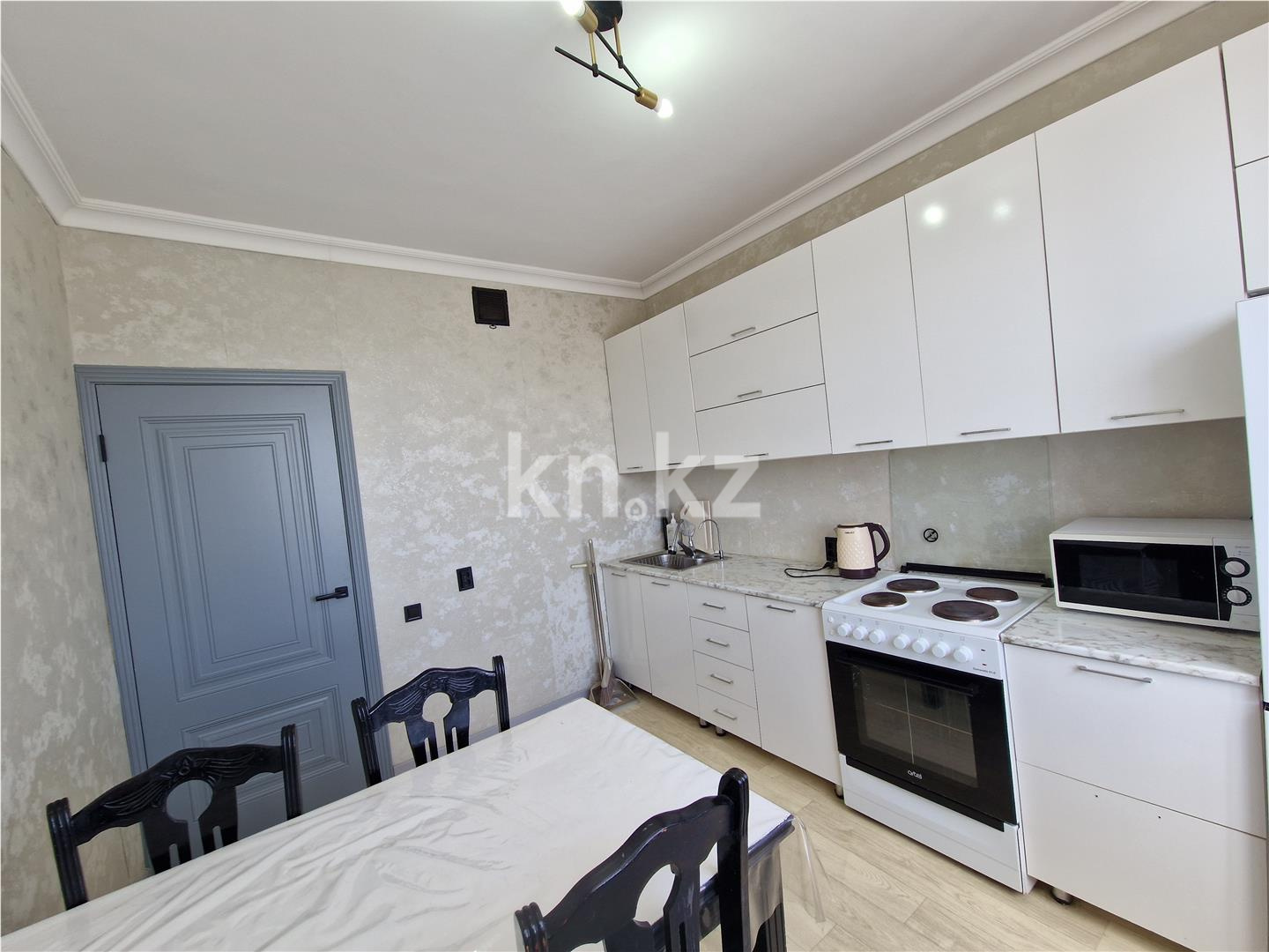 Продажа 2-комнатной квартиры, 70 м² - Продажа недвижимости в Караганде - страница 2 фото 7 из 12