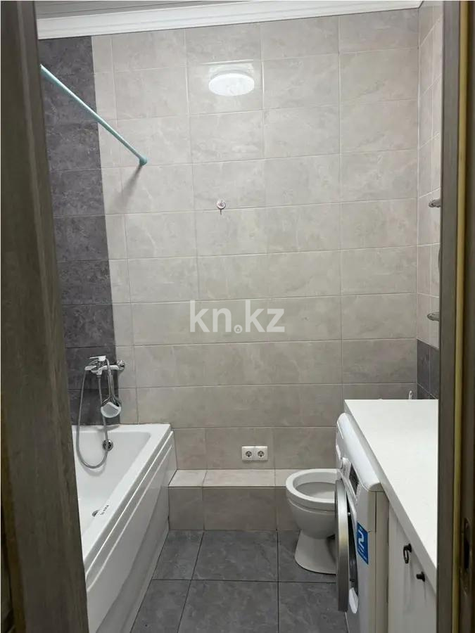 Продажа 1-комнатной квартиры, 46 м², пр. Кошкарбаева, дом  32/4 в Астане - фото 3