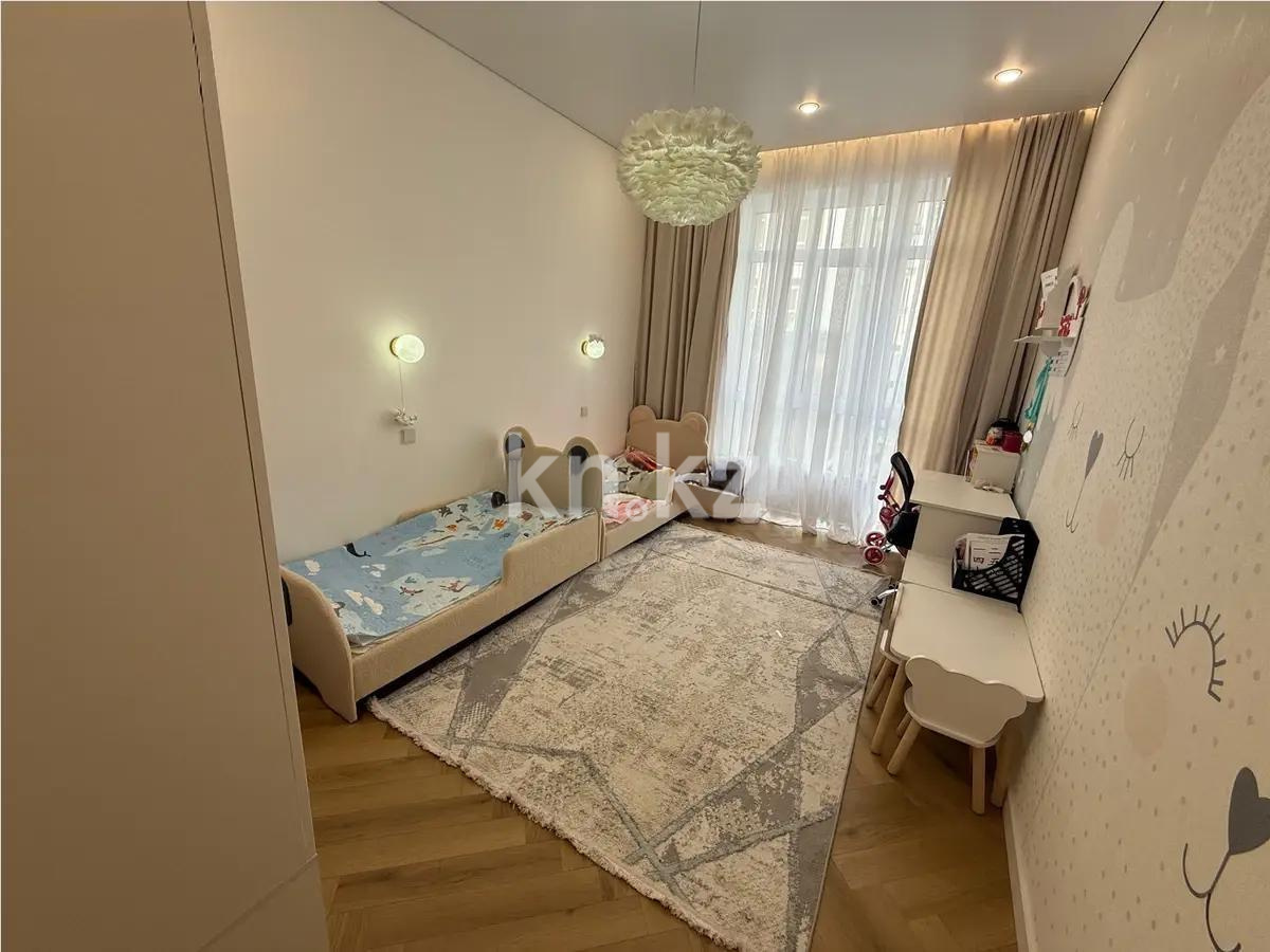 Продажа 3-комнатной квартиры, 95 м², ул. Жандосова, дом  108/1 в Алматы - фото 3