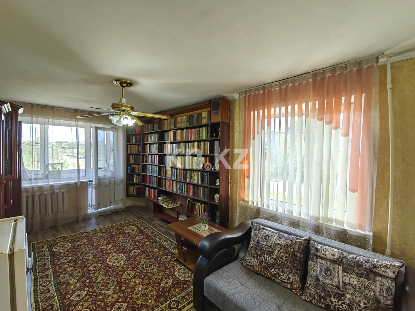 Продажа 3-комнатной квартиры, 63 м², мкр-н 16, дом  21 - Продажа квартир в Караганде фото 1 из 29