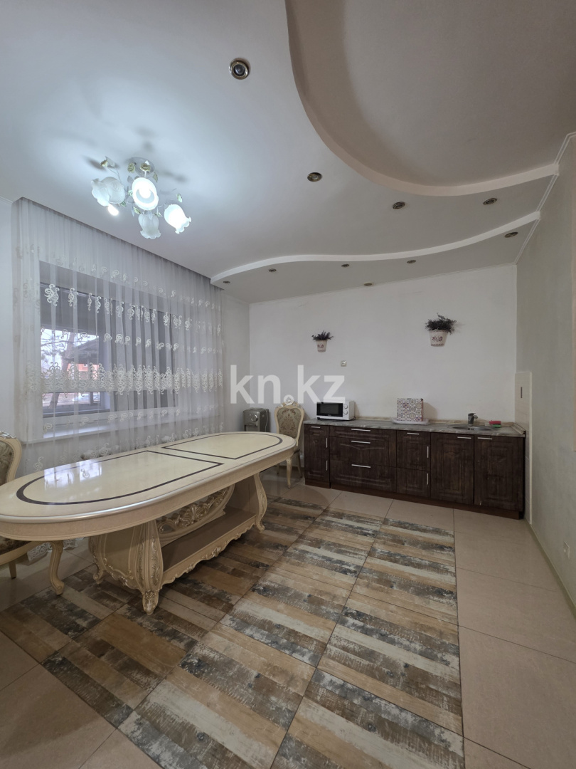 Аренда 6-комнатного дома, 200 м² - Недвижимость в Казахстане - страница 29 фото 2 из 3