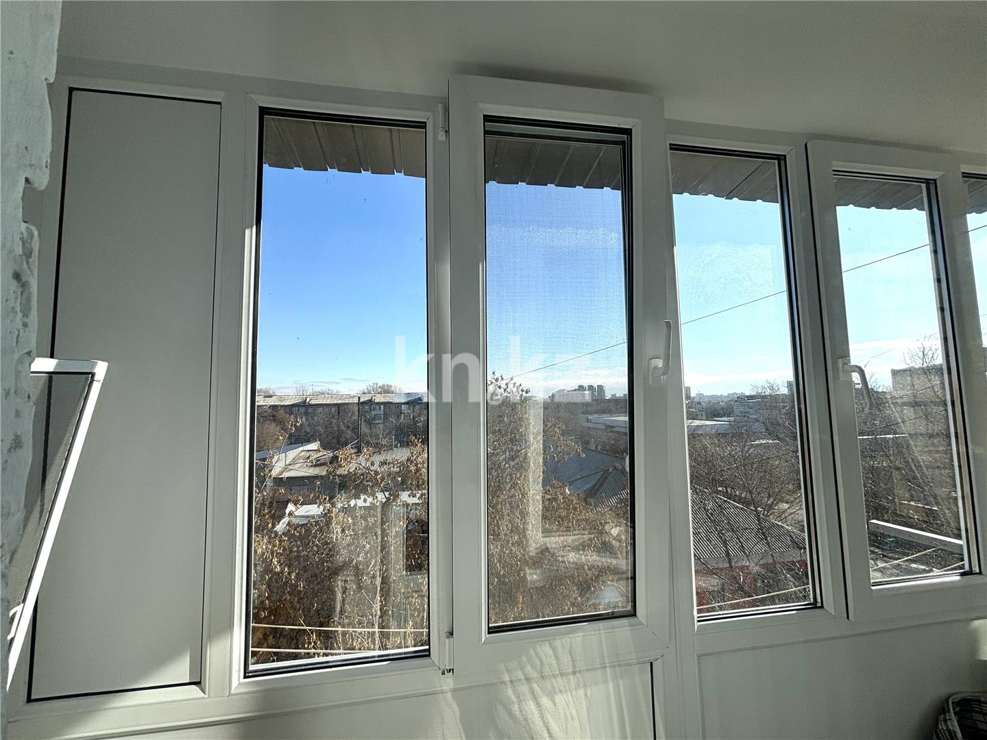 Продажа 3-комнатной квартиры, 60 м², ул. Крылова - Продажа  трехкомнатных квартир в Караганде фото 9 из 10