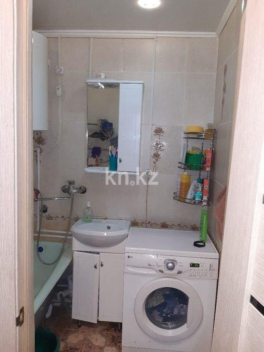 Продажа 3-комнатной квартиры, 60 м², мкр-н Восток-3 в Караганде - фото 8