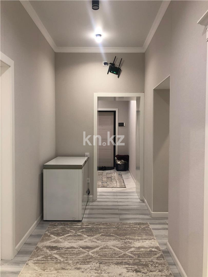 Продажа 3-комнатной квартиры, 100 м², ул. Муканова, дом  53/8 в Караганде - фото 18