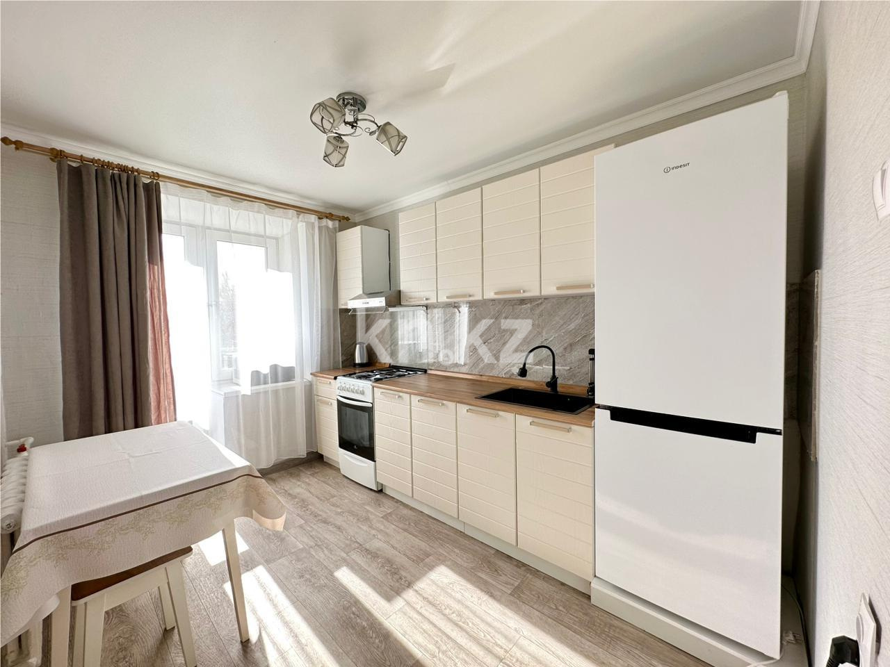 Продажа 3-комнатной квартиры, 61 м², ул. Аманжолова - Продажа квартир в Караганде фото 10 из 15