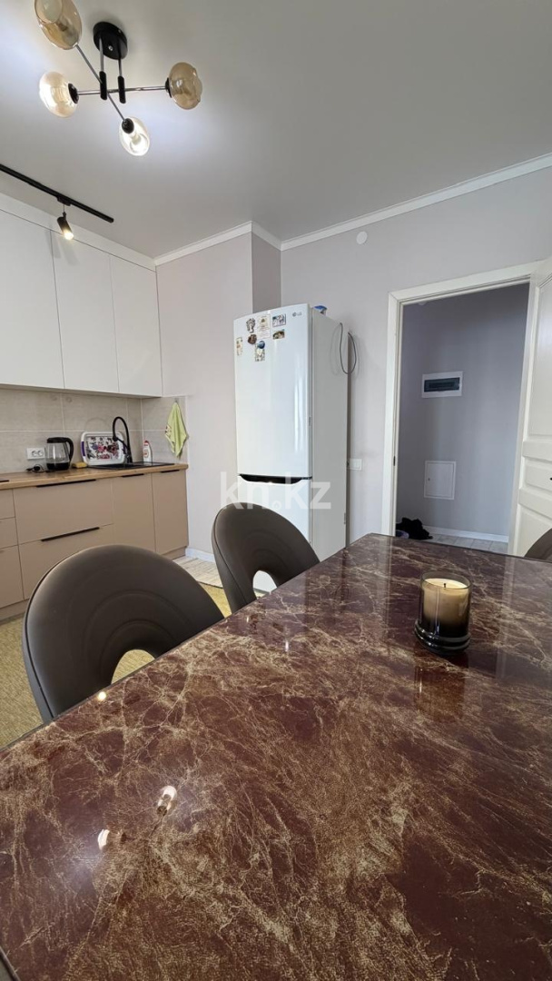 Аренда 1-комнатной квартиры, 60 м² в Атырау - фото 10