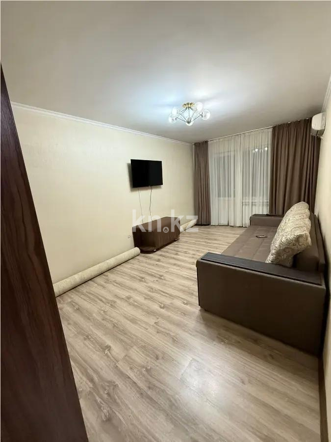 Продажа 3-комнатной квартиры, 63 м², ул. Ибрагимова, дом  10 - Продажа квартир в Алматы фото 1 из 5