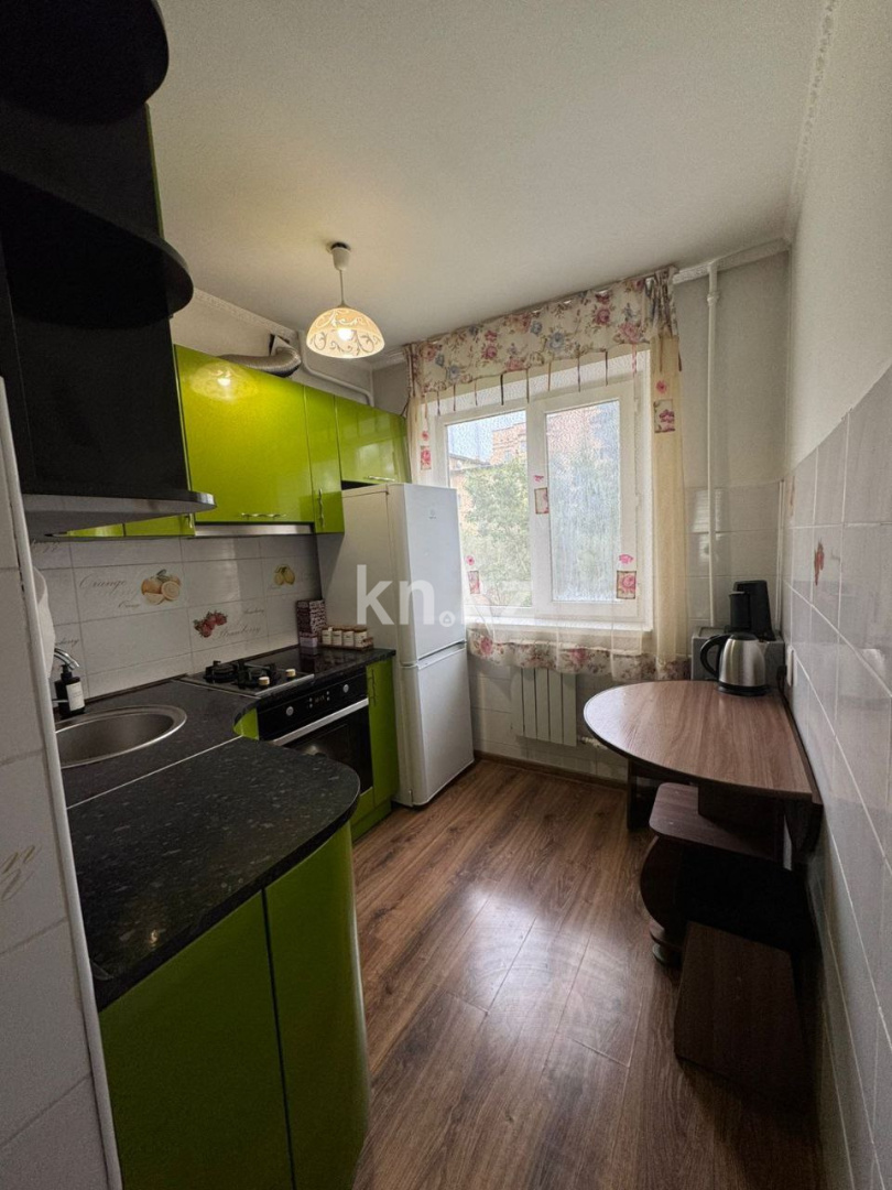 Продажа 3-комнатной квартиры, 62 м², ул. Алиханова, дом  36/2 в Караганде - фото 4