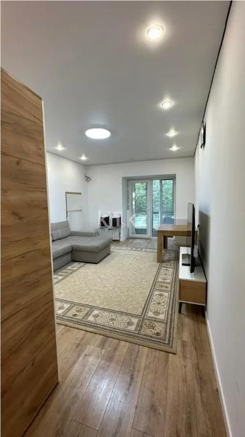 Продажа 2-комнатной квартиры, 48.4 м², ул. Кабанбай батыра, дом  137/170 - Продажа квартир в Алматы фото 1 из 5