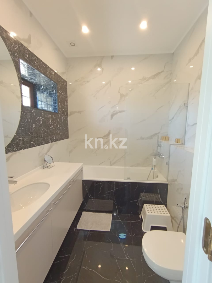 Аренда 4-комнатной квартиры, 175 м², ул. Карашаш Ана, дом  21 - Продажа квартир в Балхаше фото 12 из 40