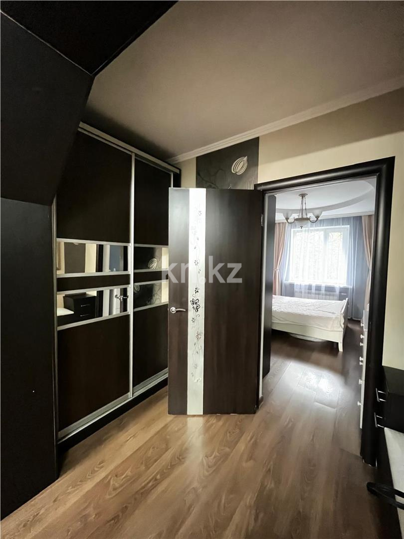 Продажа 4-комнатной квартиры, 83 м², мкр-н Степной-2, дом  2 - Продажа  четырехкомнатных квартир в Караганде фото 14 из 19