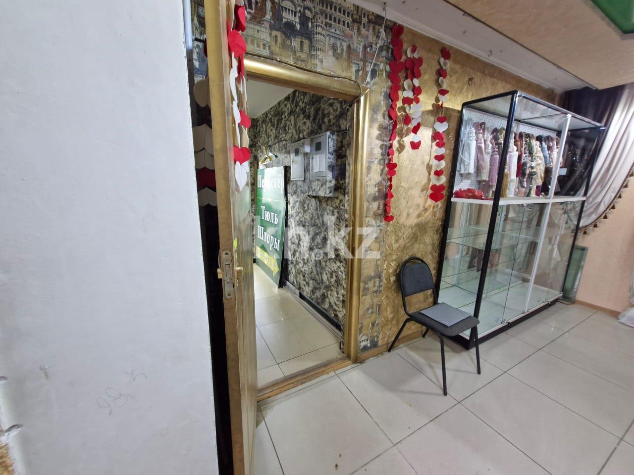 Продажа , 200 м², мкр-н Степной-4 - Продажа офисных и торговых помещений в Караганде фото 21 из 32