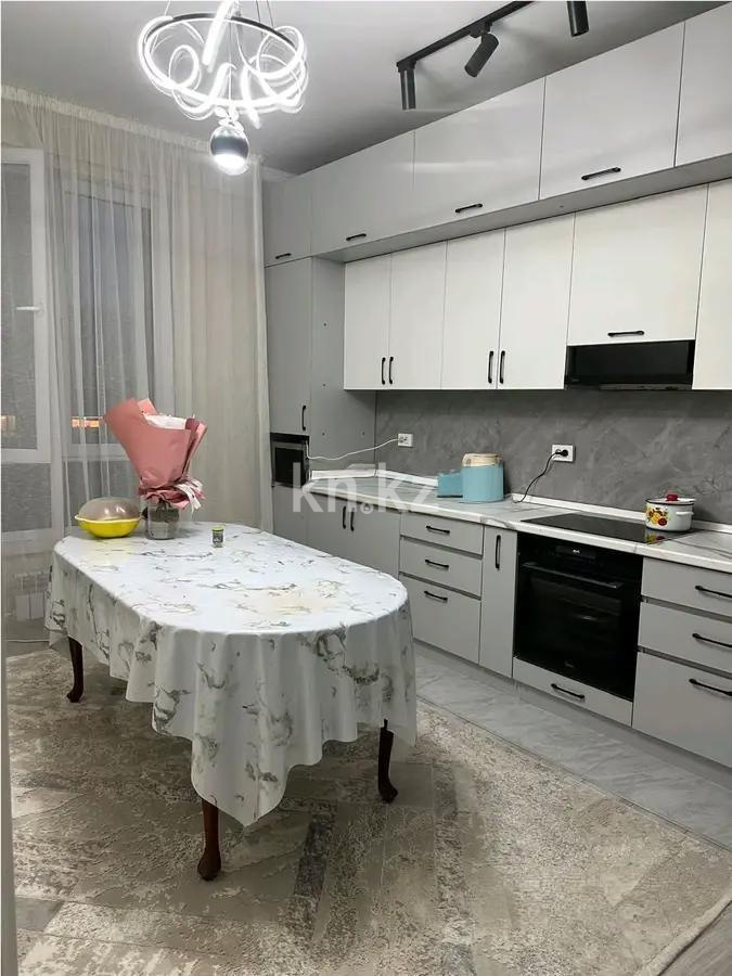 Продажа 3-комнатной квартиры, 80 м², пр. Абая, дом  164 в Алматы - фото 4