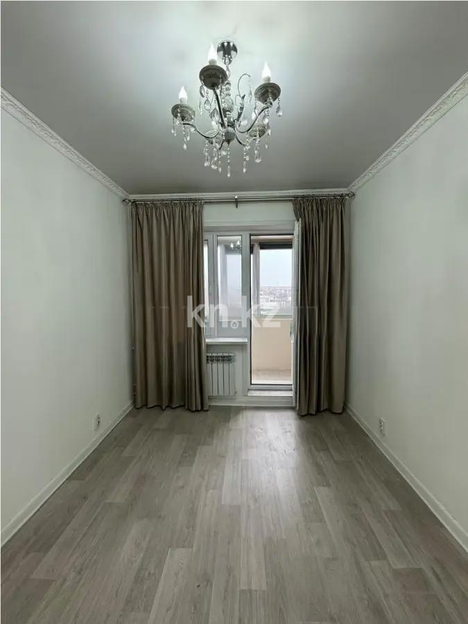 Продажа 3-комнатной квартиры, 64 м², ул. Тургута Озала, дом  26 в Алматы - фото 2
