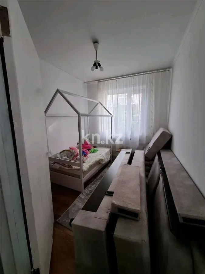 Продажа 4-комнатной квартиры, 60 м², ул. Казахстанская, дом  124/1 - Продажа квартир в Шахтинске без посредников фото 8 из 13