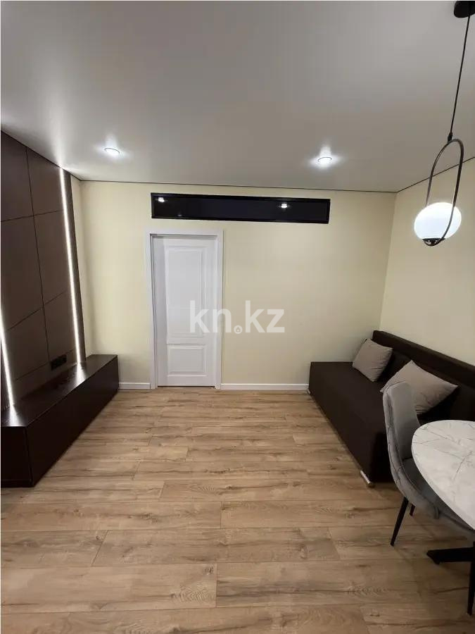 Продажа 3-комнатной квартиры, 60 м², ул. Утеген батыра, дом  7/9г - Продажа  двухкомнатных, трехкомнатных квартир в Алматы фото 1 из 8