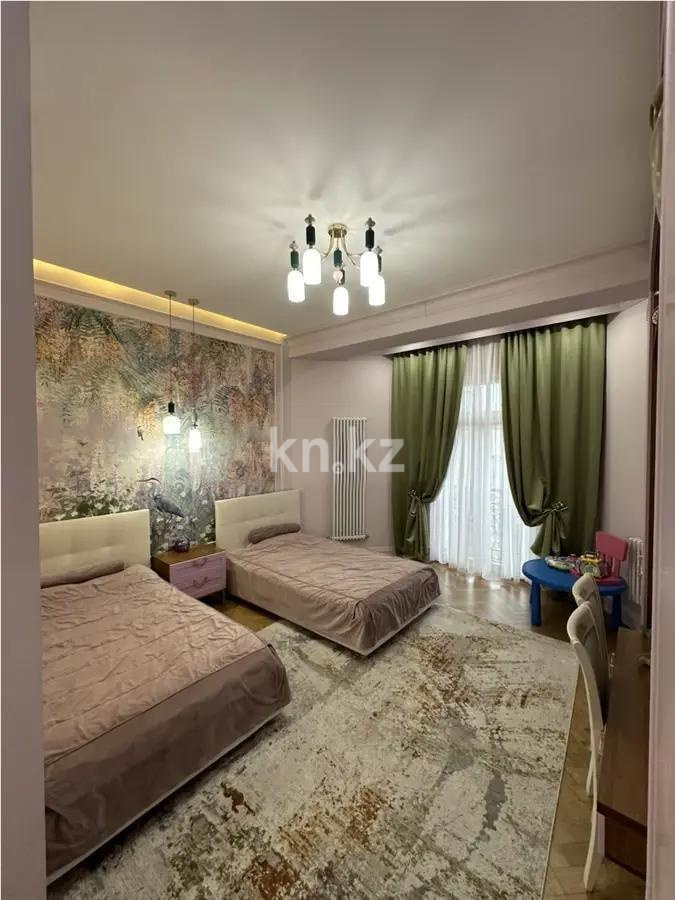 Продажа 4-комнатной квартиры, 220 м², ул. Рубинштейна, дом  21а - Продажа квартир в Алматы фото 4 из 8