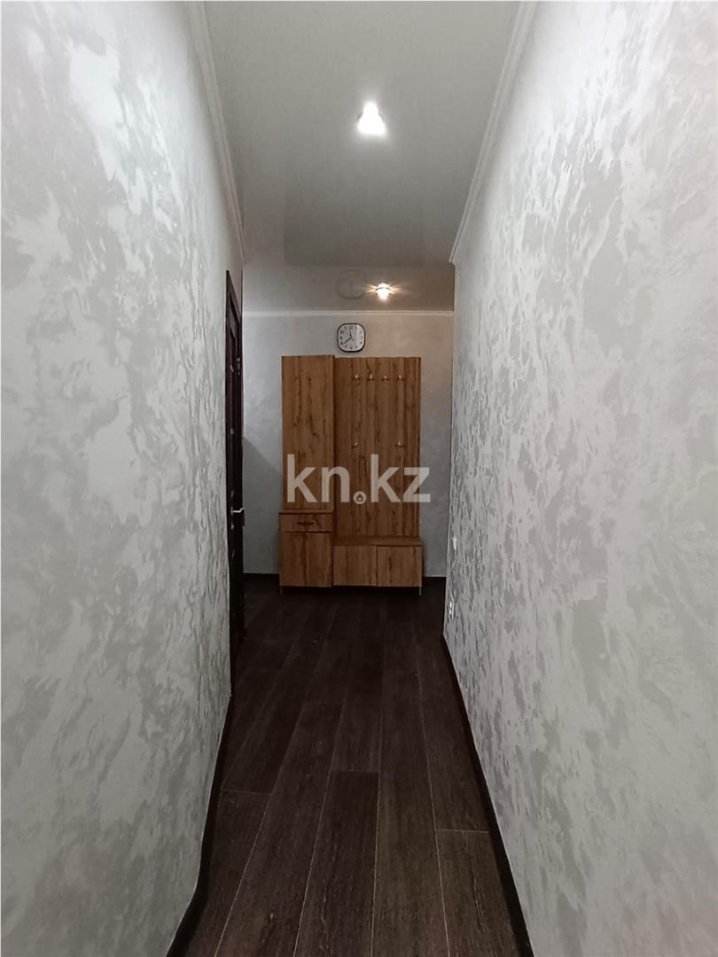 Продажа 3-комнатной квартиры, 63 м², мкр-н 21, дом  25 в Караганде - фото 13