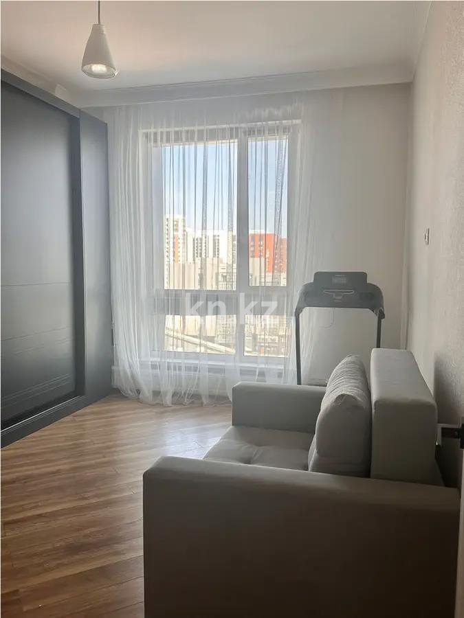 Продажа 4-комнатной квартиры, 118 м², пр. Кабанбай батыра, дом  56б в Астане